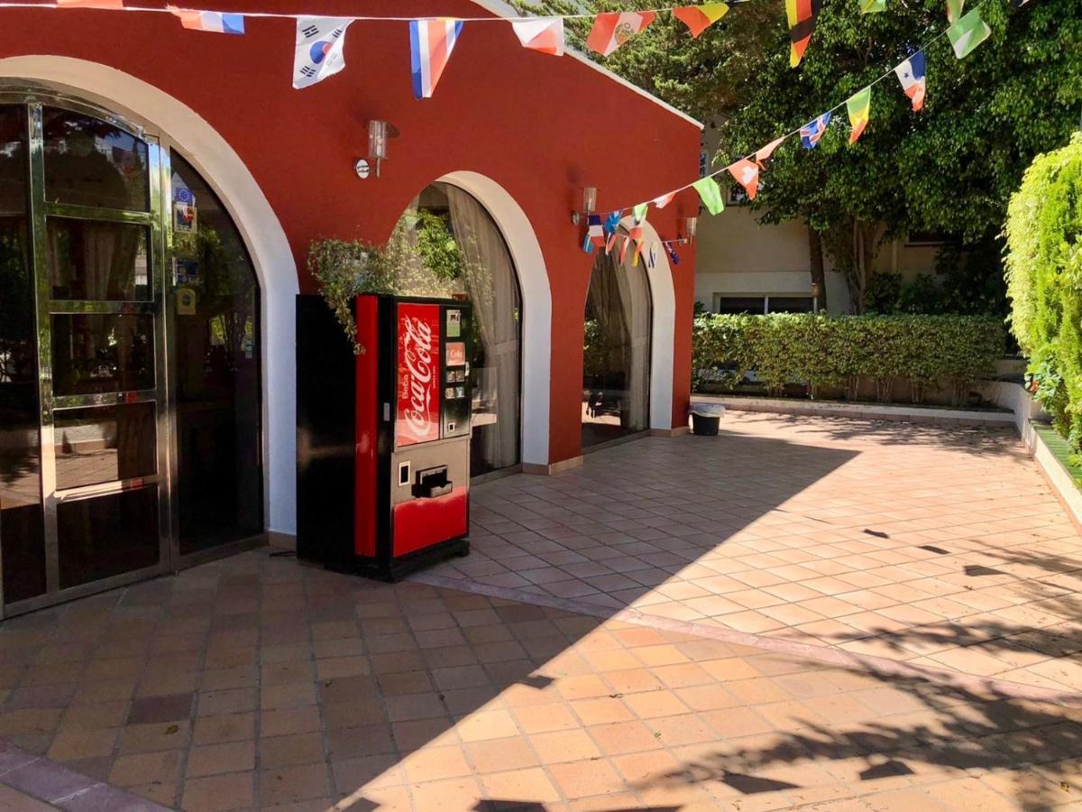 Aparthotel Residencial Vidalbir L'Alfas del Pi Exterior foto
